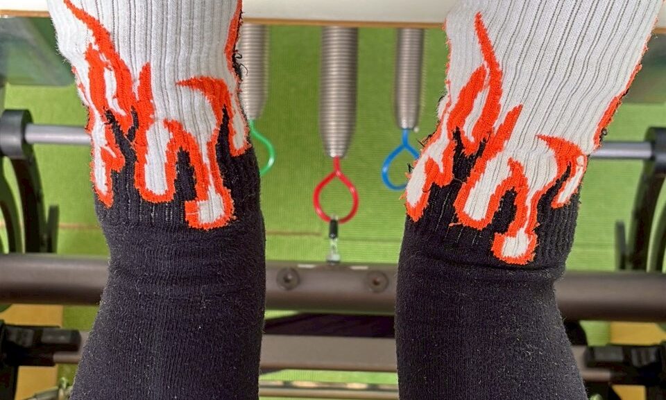 姿勢改善は土台から！足の捻じれが傾く原因に！？